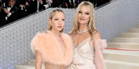 How Kate Moss Quietly Shaped Lila Moss’ Modeling Career