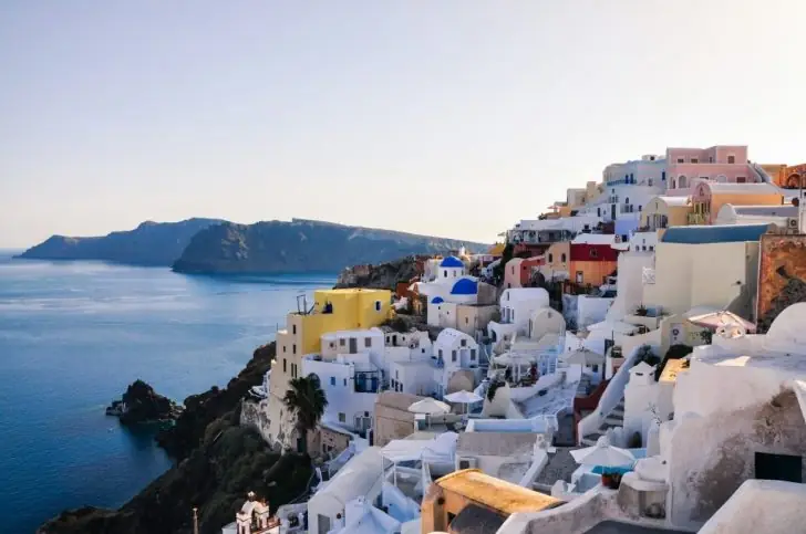 What is the best time to travel to Santorini