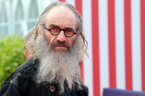 Tony Kaye Returns to Directing After 13 Years with Bold New Project